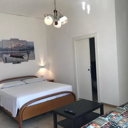 Gasthof Eagle Riva del Garda